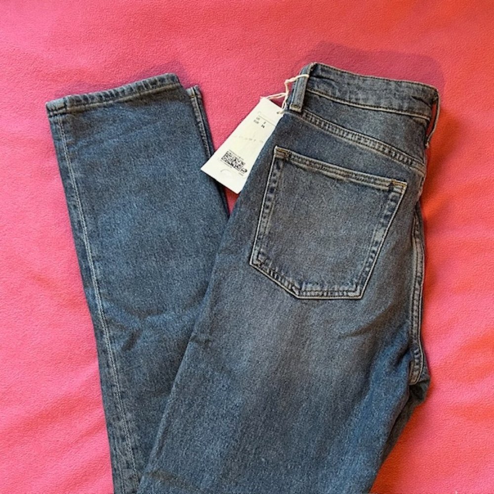 H&M Slim Straight Ultra High Waist Jeans